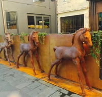 Four Ponies - Accommodation Whitsundays
