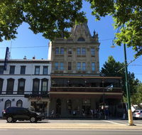 Shamrock Hotel - Accommodation Whitsundays