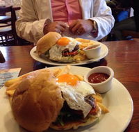 Flanagans Border Inn - Accommodation Whitsundays