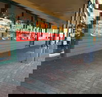 Michael's Golden Hen - Accommodation Whitsundays