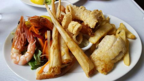 The Royal Hotel - Accommodation Whitsundays 0