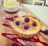 Fred  Bet's - Accommodation Whitsundays