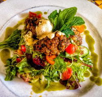 Hanging Rock Cafe - Accommodation Whitsundays