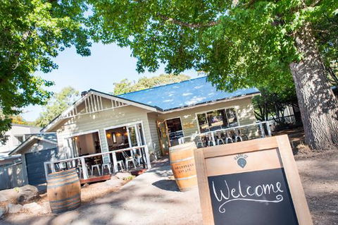 Harvest Halls Gap - Accommodation Whitsundays 0