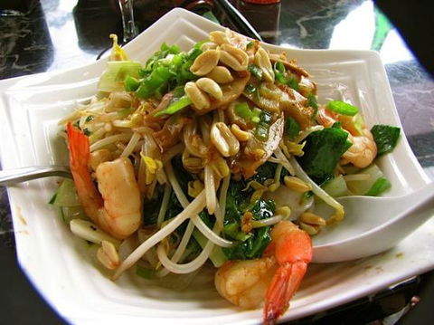 Lucy's Homemade Rice Noodle House - Accommodation Whitsundays 0