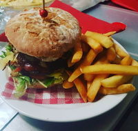 Upper Murray Pizza  Cinema - Accommodation Whitsundays