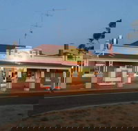 Watchem Hotel - Accommodation Whitsundays