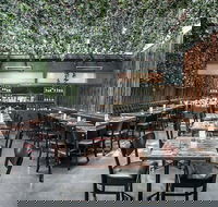 Barrel Bar and Dining - Accommodation Whitsundays