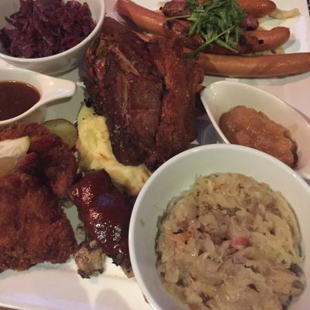 Bavarian Bier Cafe - Accommodation Whitsundays 0
