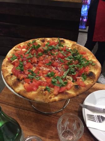 Fratelli's Wood Fired Pizza - Accommodation Whitsundays 0