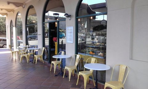 Pompidou - Accommodation Whitsundays 0