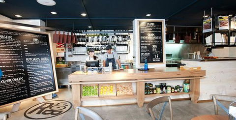 Ribs & Burgers - Accommodation Whitsundays 0