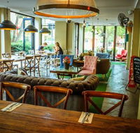 Simple  Irresistible Thai Restaurant - Accommodation Whitsundays