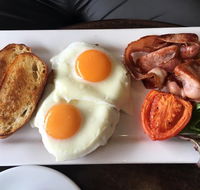 Rosewood Cafe - Accommodation Whitsundays
