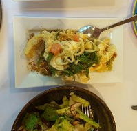 Meze Me Grove - Accommodation Whitsundays