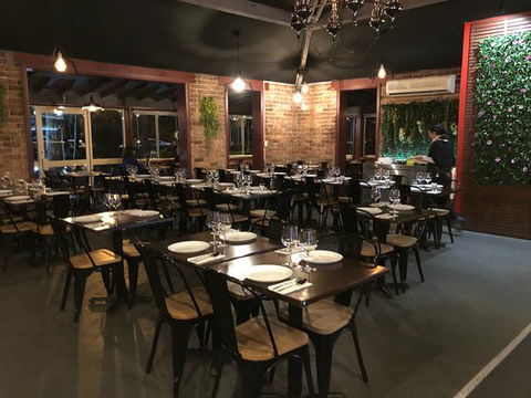 Thai Square - Accommodation Whitsundays 0