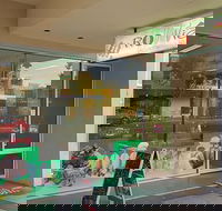 Roll Viet - Accommodation Whitsundays