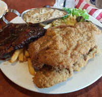 The Austrian Schnitzelhaus - Accommodation Whitsundays