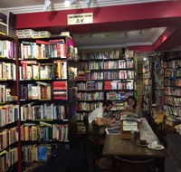 Gertrude  Alice Cafe Bookstore - Accommodation Whitsundays