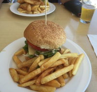 Crown Hotel Motel - Grafton Restaurant - Accommodation Whitsundays