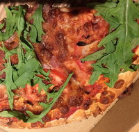 Crust Gourmet Pizza Bar Terrigal - Accommodation Whitsundays
