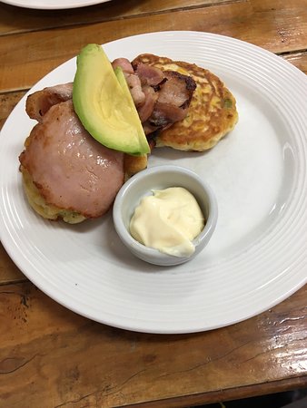 Artiste Espresso Bar - Accommodation Whitsundays 0