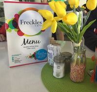 Freckles Cafe - Accommodation Whitsundays