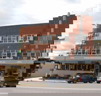 The Alpine Hotel Restaurant Cooma - Accommodation Whitsundays