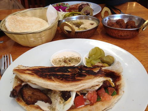 Za'atar - Accommodation Whitsundays 0