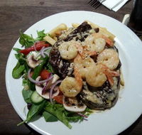 Central Hotel - Accommodation Whitsundays