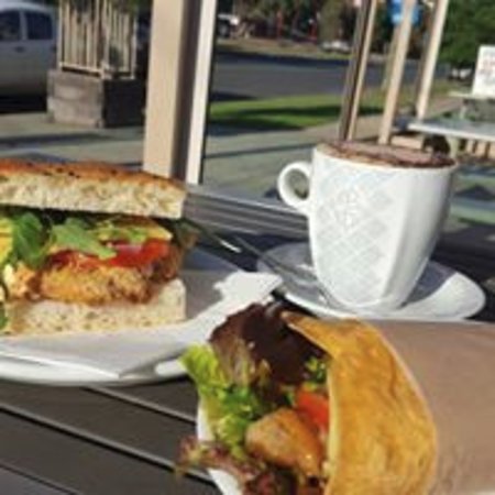 Deniliquin Bakery - Accommodation Whitsundays 0