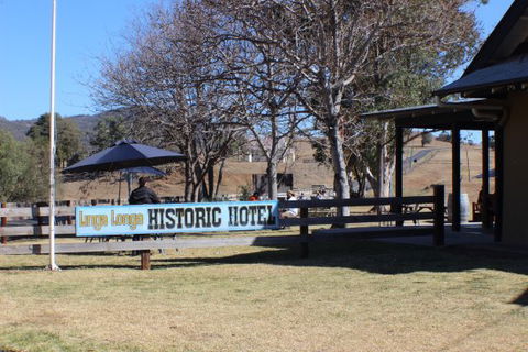 The New Linga Longa Inn - Accommodation Whitsundays 0