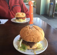 Thunderbolts Cafe  Takeaway - Accommodation Whitsundays