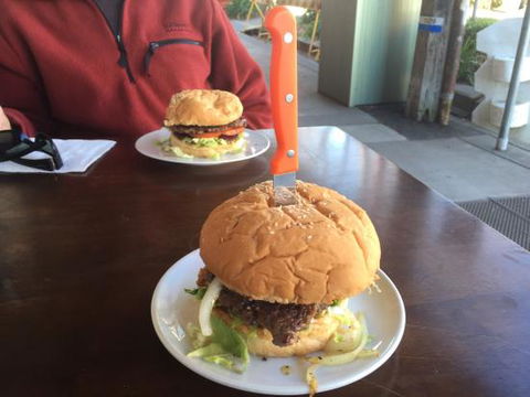 Thunderbolts Cafe & Takeaway - Accommodation Whitsundays 0