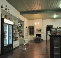 Barnesstore Emporium Cafe - Accommodation Whitsundays