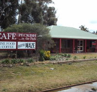 Cafe Peckish - Accommodation Whitsundays