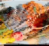 Mumm's on the Myall - Accommodation Whitsundays