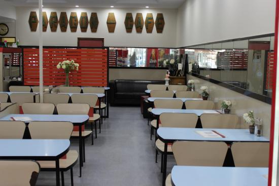 West Wyalong NSW Accommodation Whitsundays