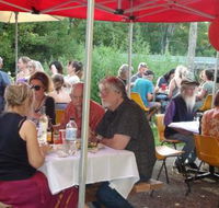 Phoenix Rising Cafe - Accommodation Whitsundays