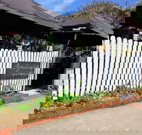 Roxy Lane Cafe - Accommodation Whitsundays