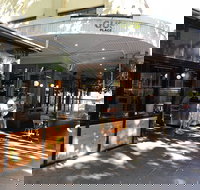 Gus' Place - Accommodation Whitsundays