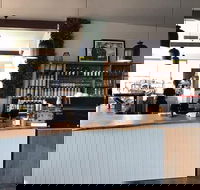 Kiki's In The Grove - Accommodation Whitsundays