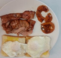 Lucky's Charcoal Chicken  Coffee Lounge - Accommodation Whitsundays