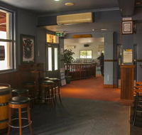 Royal Hotel Restaurant - Accommodation Whitsundays
