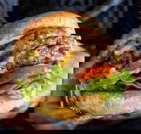 Burgerfiend - Accommodation Whitsundays