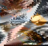 Two Hands - Accommodation Whitsundays