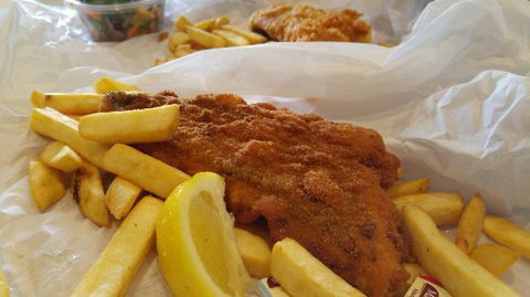 Burleigh Heads Fishmongers - Accommodation Whitsundays 0