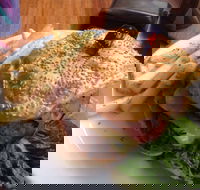 The Red Parrot Cafe - Accommodation Whitsundays