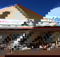 Mundaring Artisan Bakery Cafe - Accommodation Whitsundays