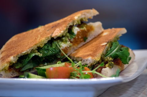 Food Angel Cafe - Accommodation Whitsundays 0